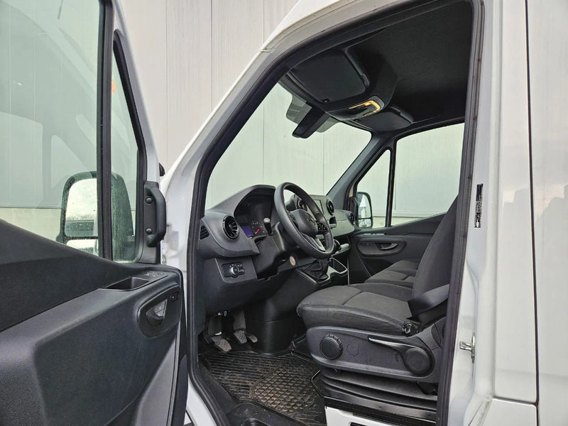 Mercedes-Benz Sprinter 317 L2H2*Achteruitrijcamera*360°camera*Zetelverwarming* - فان: صور 3 Mercedes-Benz Sprinter 317 L2H2*Achteruitrijcamera*360°camera*Zetelverwarming* - فان: صور 3