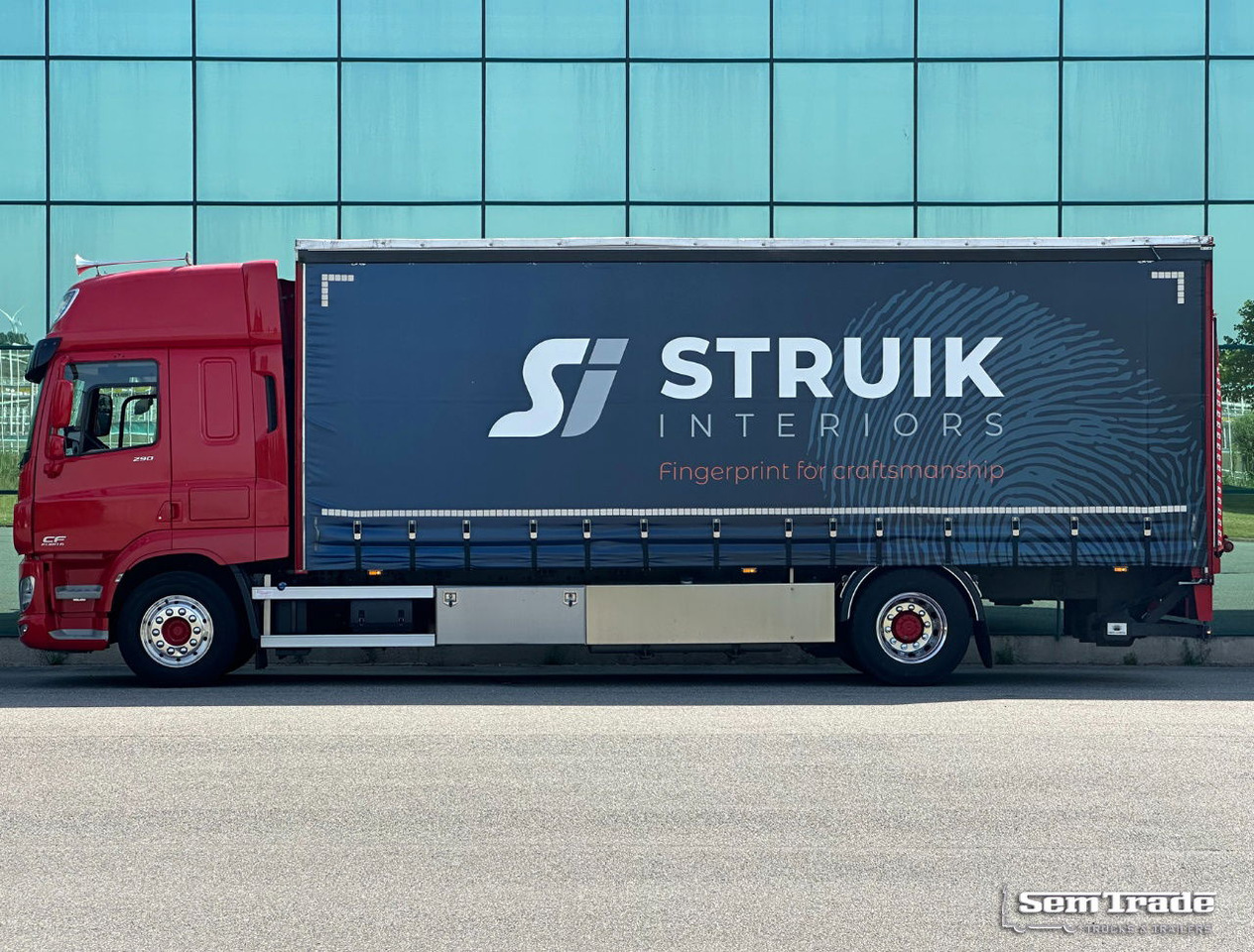 DAF CF 290 FA Space CAB Hardhouten Vloer 2500 KG Klep Nieuw Staat - بصندوق مغلق شاحنة: صور 2 DAF CF 290 FA Space CAB Hardhouten Vloer 2500 KG Klep Nieuw Staat - بصندوق مغلق شاحنة: صور 2