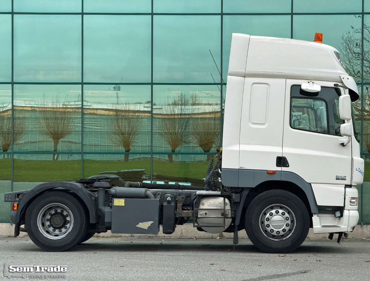 DAF CF 85.360 Euro 5 FT Space CAB Holland-Truck - شاحنة جرار: صور 5 DAF CF 85.360 Euro 5 FT Space CAB Holland-Truck - شاحنة جرار: صور 5