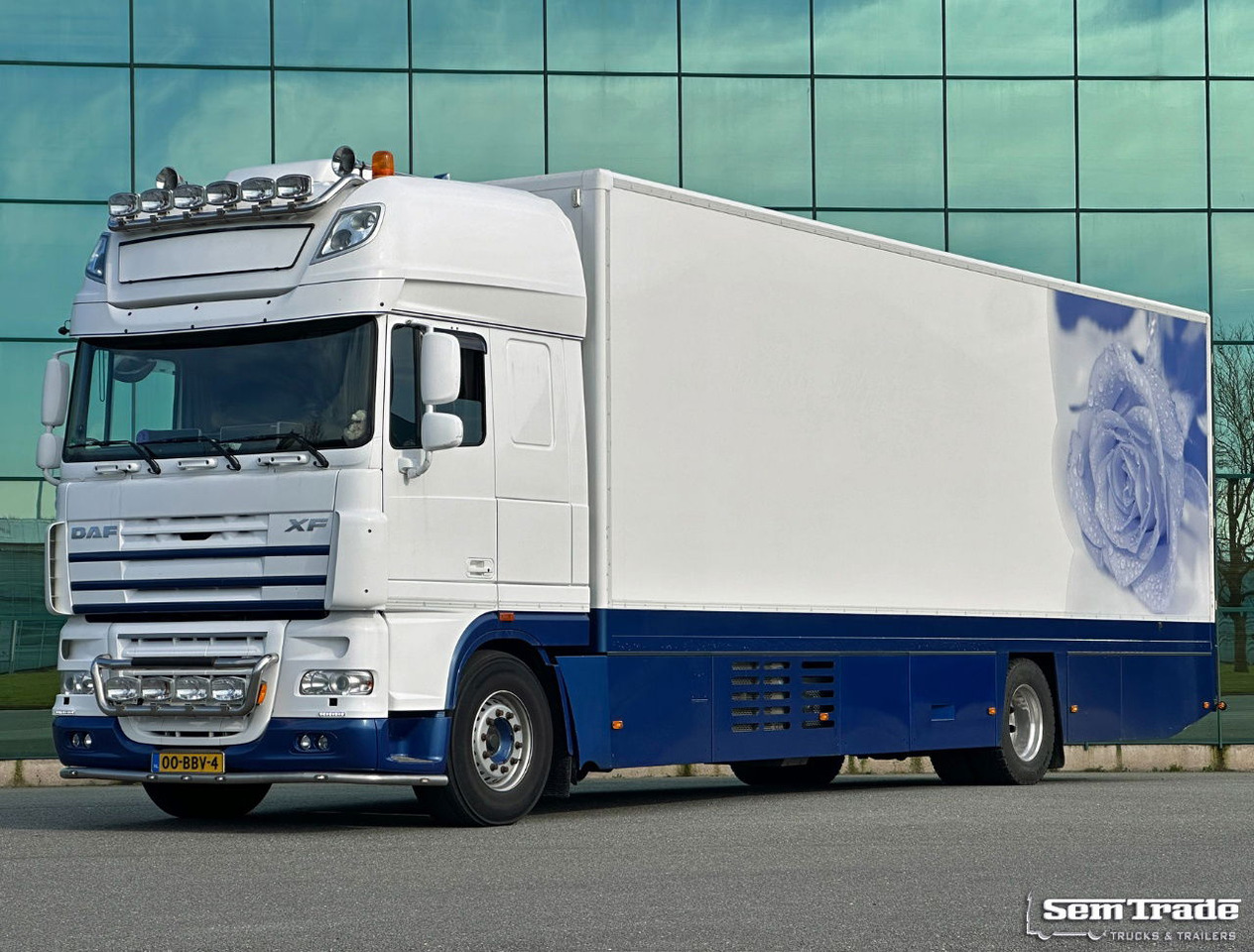 DAF XF 105.460 SSC 7 Karren BAK Bloemen Verkoop Koeling Klep Kachel - مبردة شاحنة: صور 1 DAF XF 105.460 SSC 7 Karren BAK Bloemen Verkoop Koeling Klep Kachel - مبردة شاحنة: صور 1