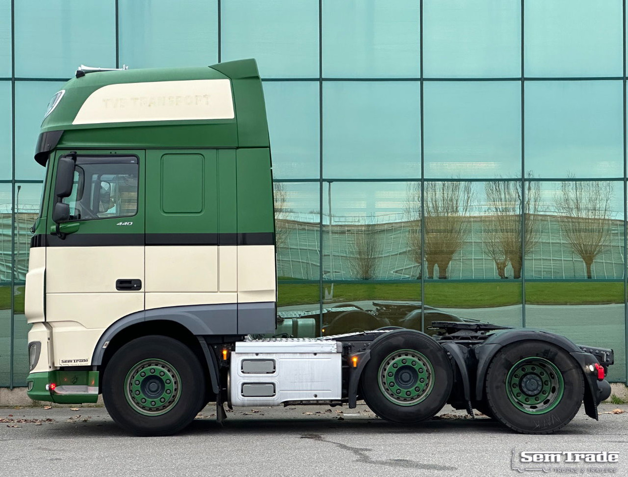 DAF XF 440 Euro 6 FTG SSC 597.000 KM Super Condition Holland-Truck 2 Similar Pie - شاحنة جرار: صور 2 DAF XF 440 Euro 6 FTG SSC 597.000 KM Super Condition Holland-Truck 2 Similar Pie - شاحنة جرار: صور 2