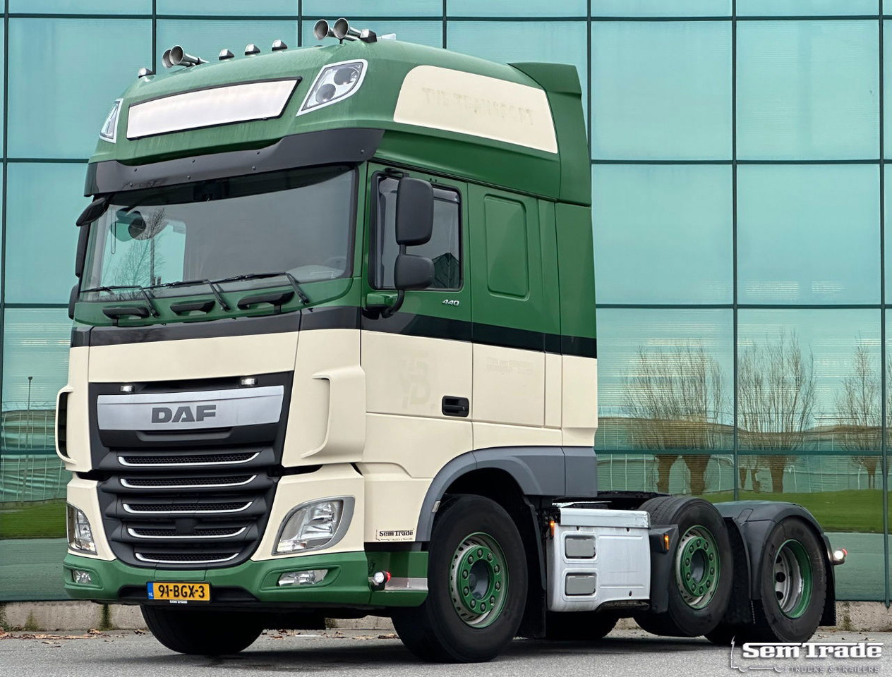 DAF XF 440 Euro 6 FTG SSC 597.000 KM Super Condition Holland-Truck 2 Similar Pie - شاحنة جرار: صور 1 DAF XF 440 Euro 6 FTG SSC 597.000 KM Super Condition Holland-Truck 2 Similar Pie - شاحنة جرار: صور 1