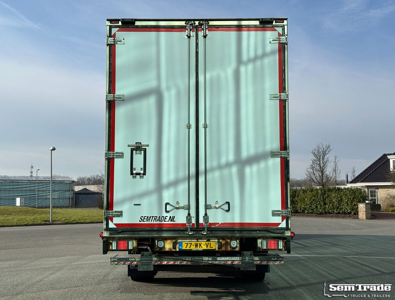 DAF XF 480 FAR SSC 6X2 50 CC Combi 2x Lift Carrier TRS Iceland TOP Condition NL - مبردة شاحنة: صور 4 DAF XF 480 FAR SSC 6X2 50 CC Combi 2x Lift Carrier TRS Iceland TOP Condition NL - مبردة شاحنة: صور 4