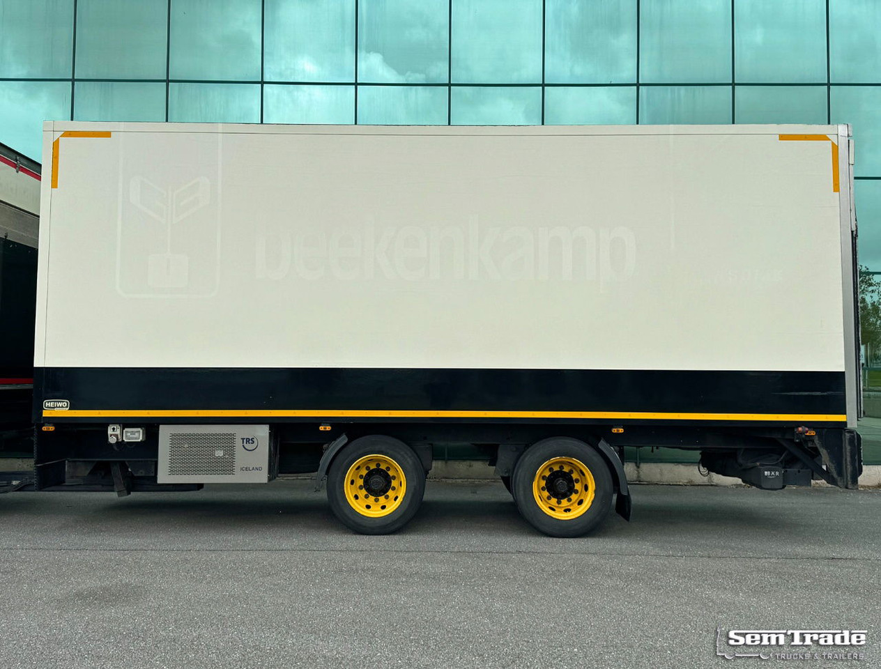 HTF Heiwo Isolated BOX TRS Cooling Tail Lift Holland-Trailer - مبردة مقطورة: صور 2 HTF Heiwo Isolated BOX TRS Cooling Tail Lift Holland-Trailer - مبردة مقطورة: صور 2