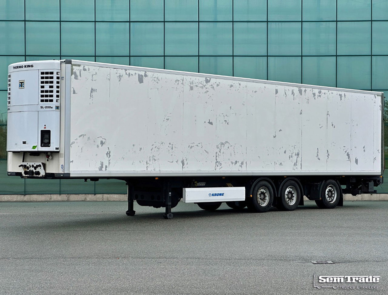 Krone SD Thermo King SLe 200 Lift Axle Steering Axle Tail Lift - مبردة نصف مقطورة: صور 1 Krone SD Thermo King SLe 200 Lift Axle Steering Axle Tail Lift - مبردة نصف مقطورة: صور 1