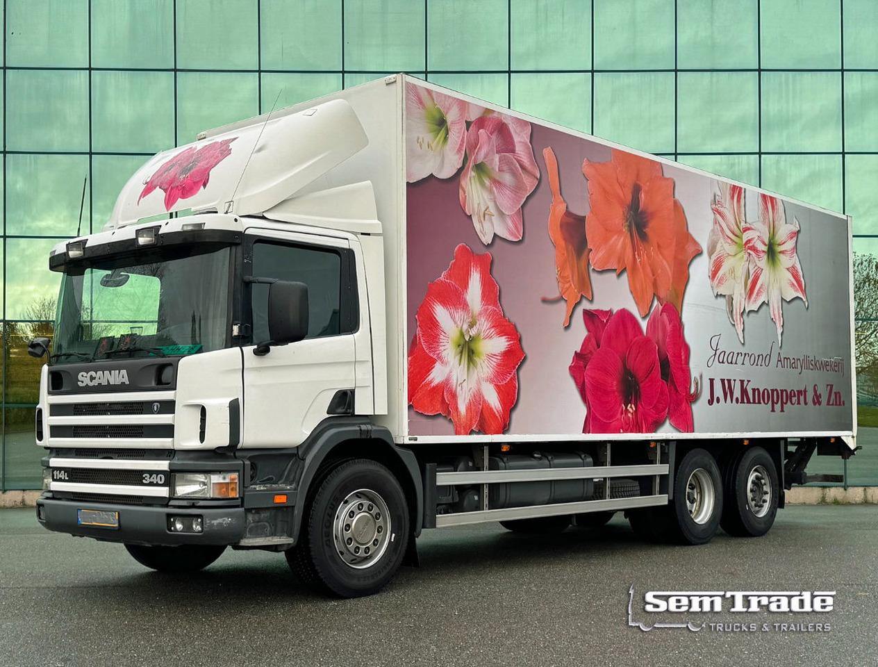 Scania P114-340 Euro 2 6X2 Isolated BOX 865 x 250 x 270 CM Inside 2500 KG Lift N - بصندوق مغلق شاحنة: صور 1 Scania P114-340 Euro 2 6X2 Isolated BOX 865 x 250 x 270 CM Inside 2500 KG Lift N - بصندوق مغلق شاحنة: صور 1