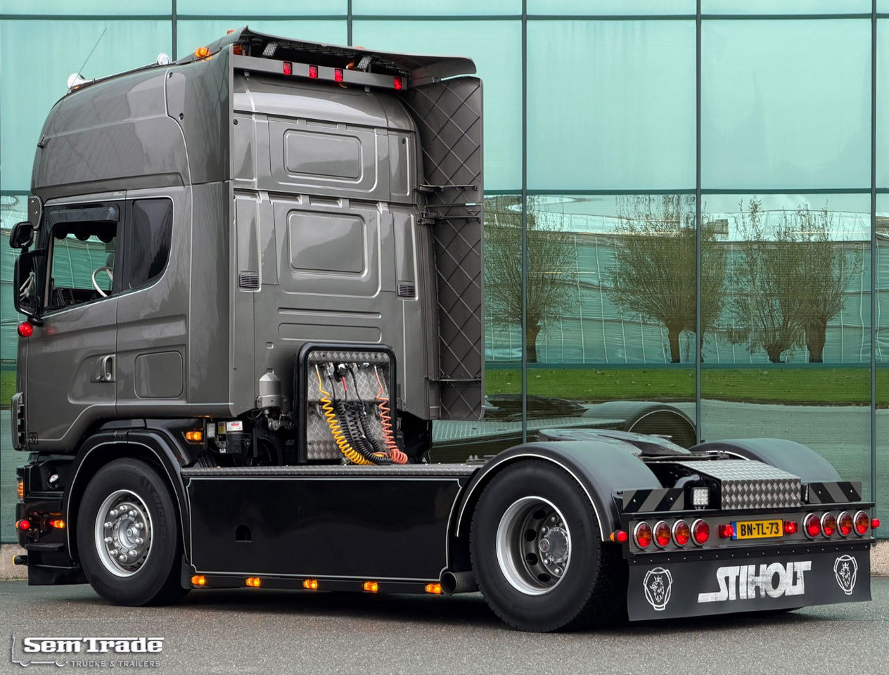 Scania R164-480 V8 King Retarder Manual Gearbox Showtruck Completely Rebuild Unique Condition - شاحنة جرار: صور 3 Scania R164-480 V8 King Retarder Manual Gearbox Showtruck Completely Rebuild Unique Condition - شاحنة جرار: صور 3