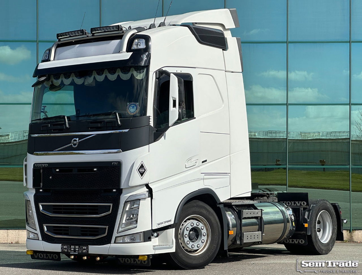 Volvo FH 13.460 LNG + Diesel I-Park Cool Full AIR Super Condition Belgium-Truck - شاحنة جرار: صور 1 Volvo FH 13.460 LNG + Diesel I-Park Cool Full AIR Super Condition Belgium-Truck - شاحنة جرار: صور 1
