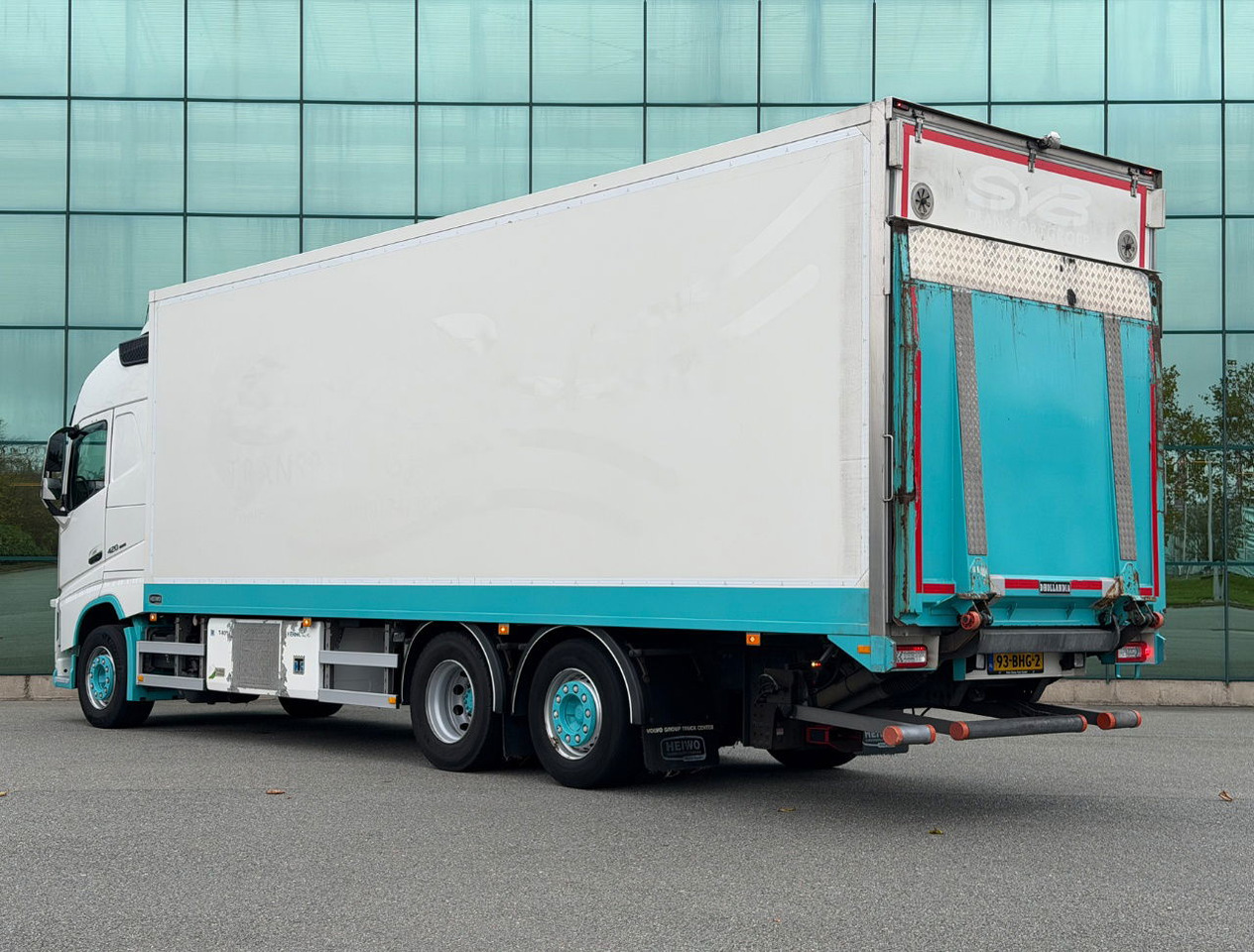 Volvo FH 420 6X2 Globetrotter Heiwo BOX 875 x 250 x 272 CM IN Thermo King T-800 490.000 KM TOP Condition NL Truck - مبردة شاحنة: صور 3 Volvo FH 420 6X2 Globetrotter Heiwo BOX 875 x 250 x 272 CM IN Thermo King T-800 490.000 KM TOP Condition NL Truck - مبردة شاحنة: صور 3