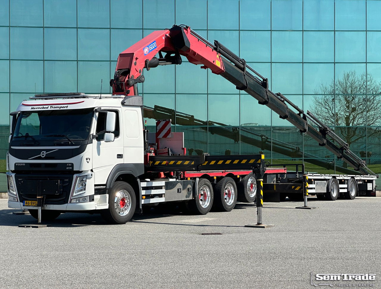Volvo FMX 540 8X4 HMF 6020 K8 Kraan 231.000 KM + 2023 Sterk Trailer Super Condit - شاحنة كرين: صور 1 Volvo FMX 540 8X4 HMF 6020 K8 Kraan 231.000 KM + 2023 Sterk Trailer Super Condit - شاحنة كرين: صور 1