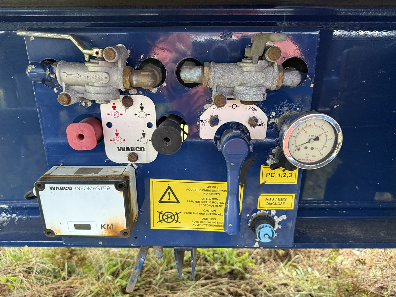 STAS 67m3 ADR classes EX II. FL. OX. AT - قلابة نصف مقطورة: صور 5 STAS 67m3 ADR classes EX II. FL. OX. AT - قلابة نصف مقطورة: صور 5