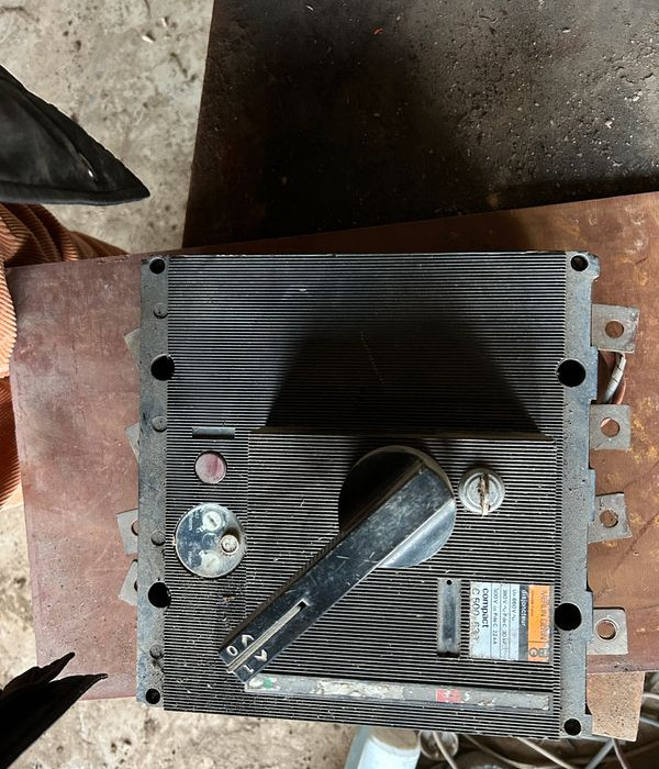 Armoires electriques completes ou nue - معدات صناعية: صور 2 Armoires electriques completes ou nue - معدات صناعية: صور 2