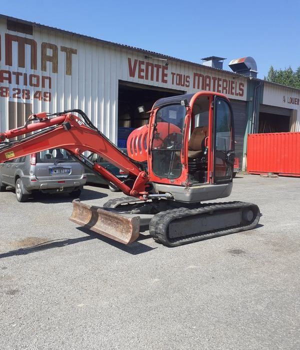 Mini pelle JCB 5 t235 avec cabine Tres Bon etat general - حفارة مصغرة: صور 3 Mini pelle JCB 5 t235 avec cabine Tres Bon etat general - حفارة مصغرة: صور 3