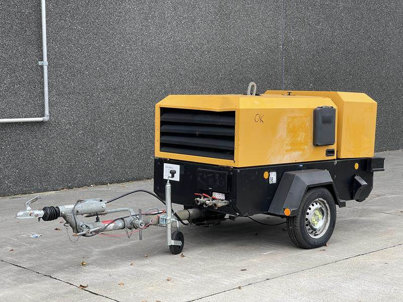 Doosan 7 / 51 - ضاغط الهواء: صور 1 Doosan 7 / 51 - ضاغط الهواء: صور 1