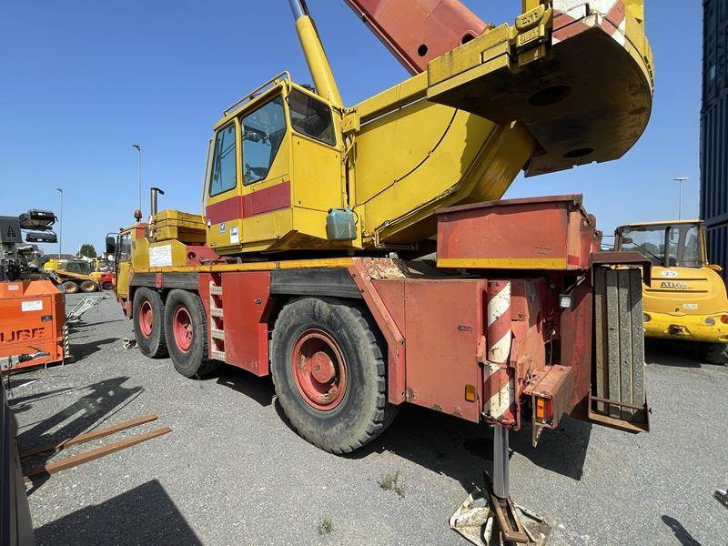Liebherr LTM 1050 / 1 - رافعة لجميع التضاريس: صور 5 Liebherr LTM 1050 / 1 - رافعة لجميع التضاريس: صور 5