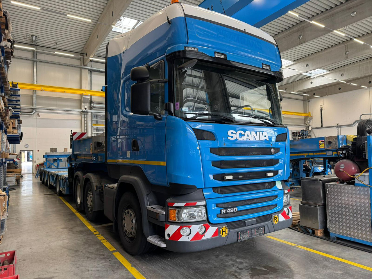 SCANIA R490 LA 6x2 - شاحنة جرار: صور 1 SCANIA R490 LA 6x2 - شاحنة جرار: صور 1