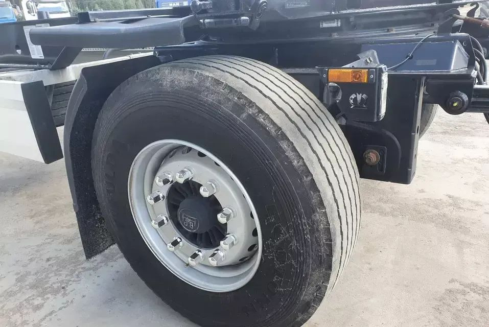 Krone PRZYCZEPA KRONE BDF - شاحنات الحاويات / جسم علوي قابل للتغيير مقطورة: صور 3 Krone PRZYCZEPA KRONE BDF - شاحنات الحاويات / جسم علوي قابل للتغيير مقطورة: صور 3