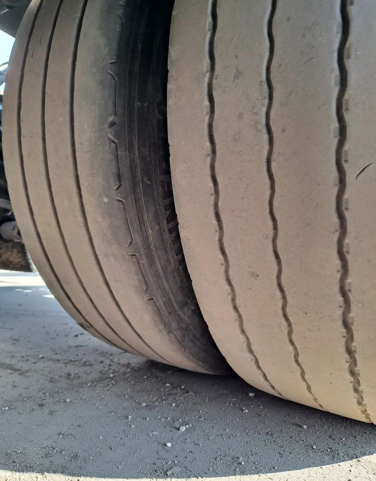 Krone Przyczepa Tandem - شاحنات الحاويات / جسم علوي قابل للتغيير مقطورة: صور 5 Krone Przyczepa Tandem - شاحنات الحاويات / جسم علوي قابل للتغيير مقطورة: صور 5