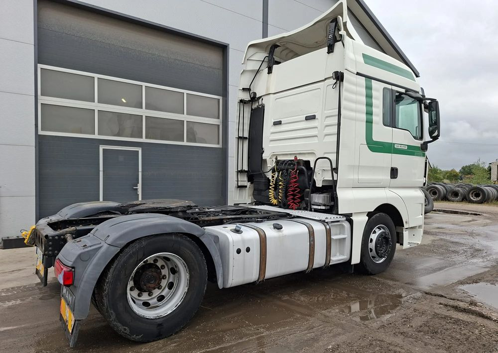 MAN TGX 18.440 Euro 5 - شاحنة جرار: صور 3 MAN TGX 18.440 Euro 5 - شاحنة جرار: صور 3