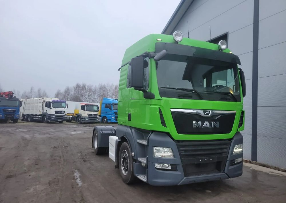 MAN TGX 18-460 EURO 6 - شاحنة جرار: صور 2 MAN TGX 18-460 EURO 6 - شاحنة جرار: صور 2