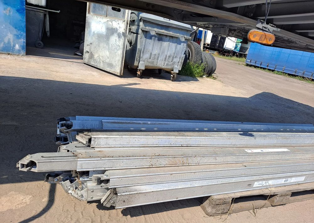 Schmitz Cargobull Belki Doppelstock do naczepy Krone i innych - wyposażenie naczepy - هيكل السيارة الخارجية - مقطورة: صور 3 Schmitz Cargobull Belki Doppelstock do naczepy Krone i innych - wyposażenie naczepy - هيكل السيارة الخارجية - مقطورة: صور 3