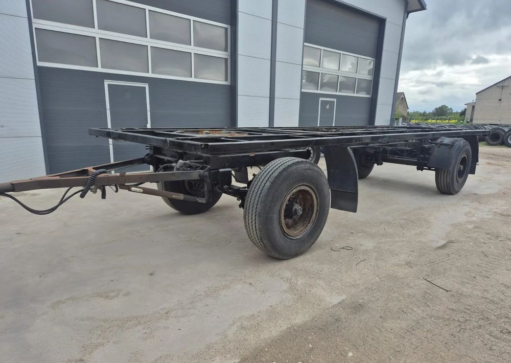 Schmitz Cargobull Przyczepa Krone na resorze - الشاسية مقطورة: صور 1 Schmitz Cargobull Przyczepa Krone na resorze - الشاسية مقطورة: صور 1