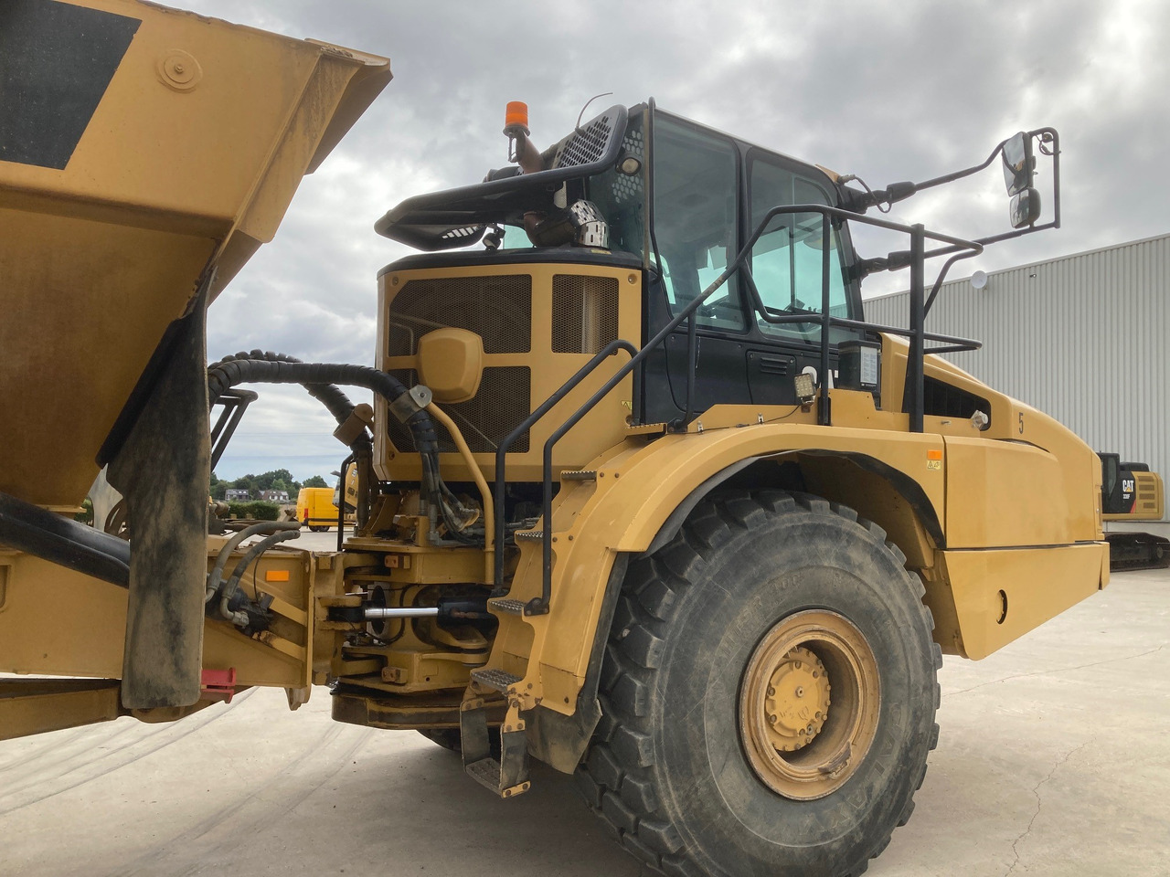 CATERPILLAR 745 - شاحنة مفصلية: صور 5 CATERPILLAR 745 - شاحنة مفصلية: صور 5
