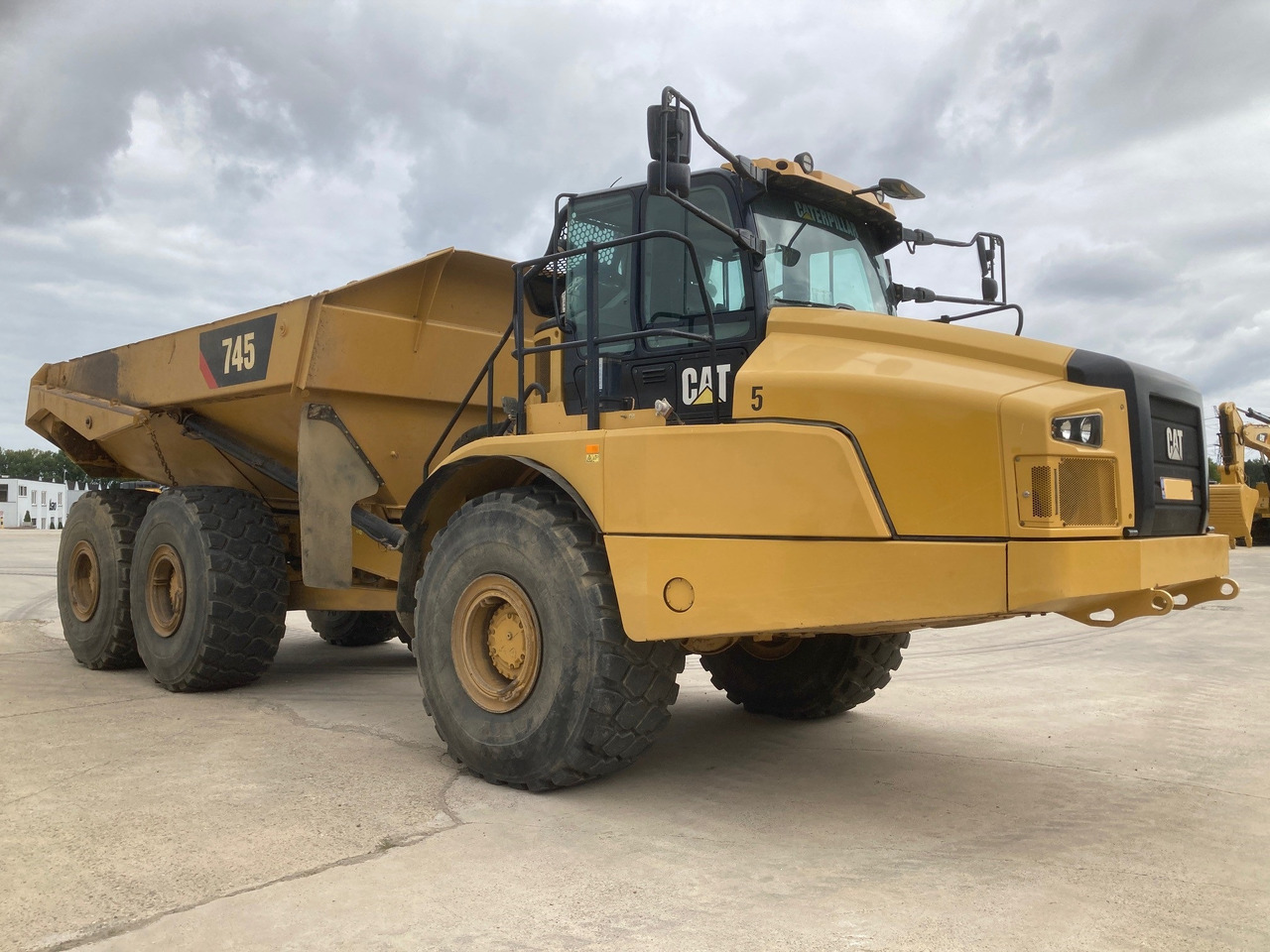 CATERPILLAR 745 - شاحنة مفصلية: صور 4 CATERPILLAR 745 - شاحنة مفصلية: صور 4
