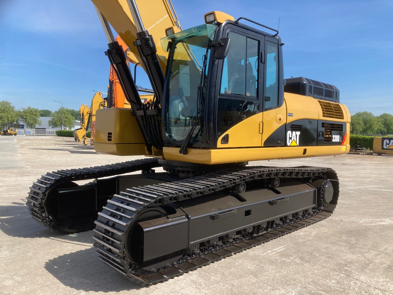 Caterpillar 330DL - حفارات زحافة: صور 2 Caterpillar 330DL - حفارات زحافة: صور 2