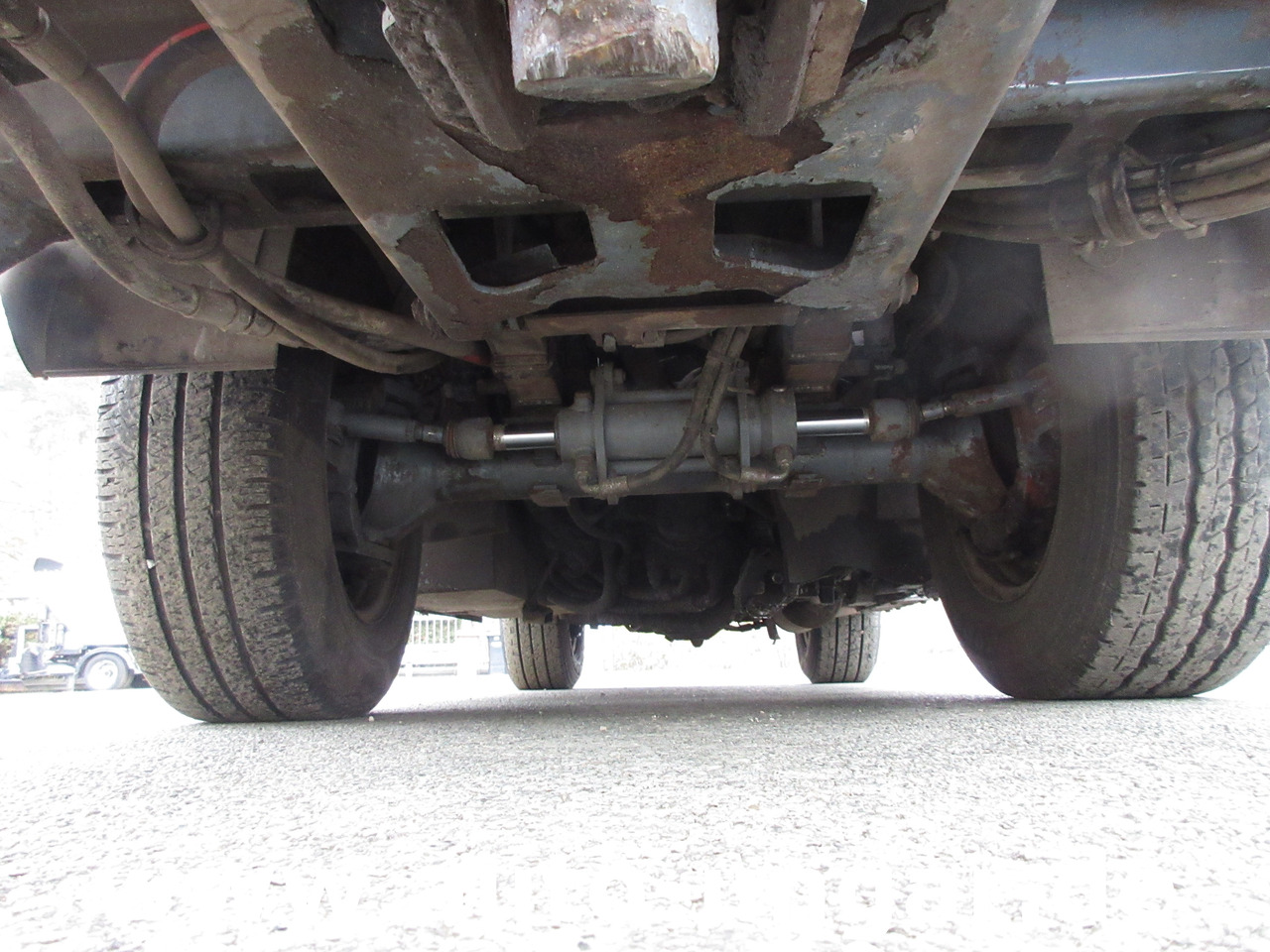 سيارة بلدية BOSCHUNG L3 Laveuse Kärcher Baujahr 2015 mit Hochdruckreiniger am Heck: صور 10