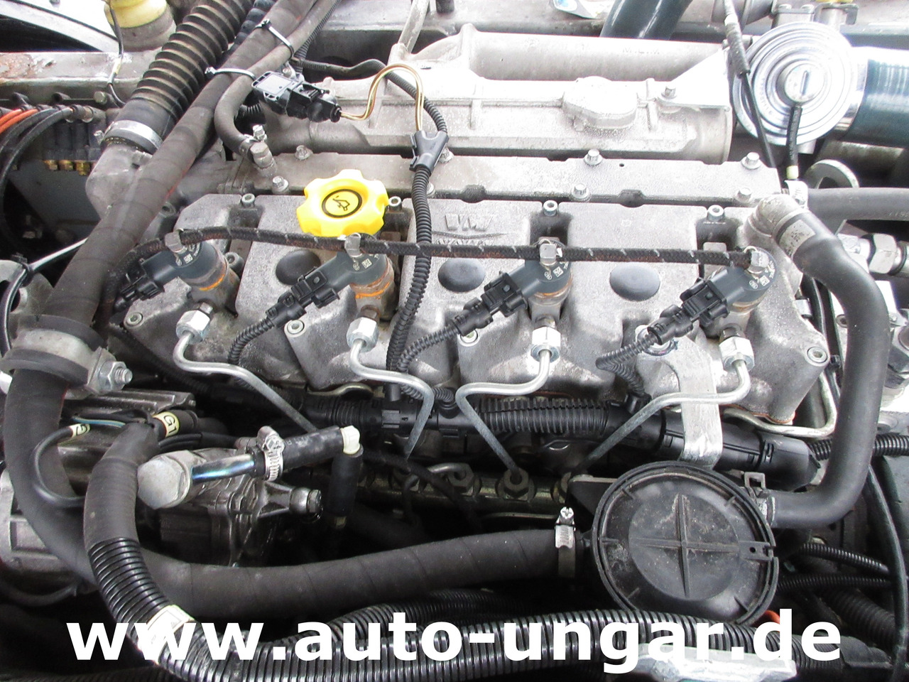 سيارة بلدية BOSCHUNG L3 Laveuse Kärcher Baujahr 2015 mit Hochdruckreiniger am Heck: صور 22