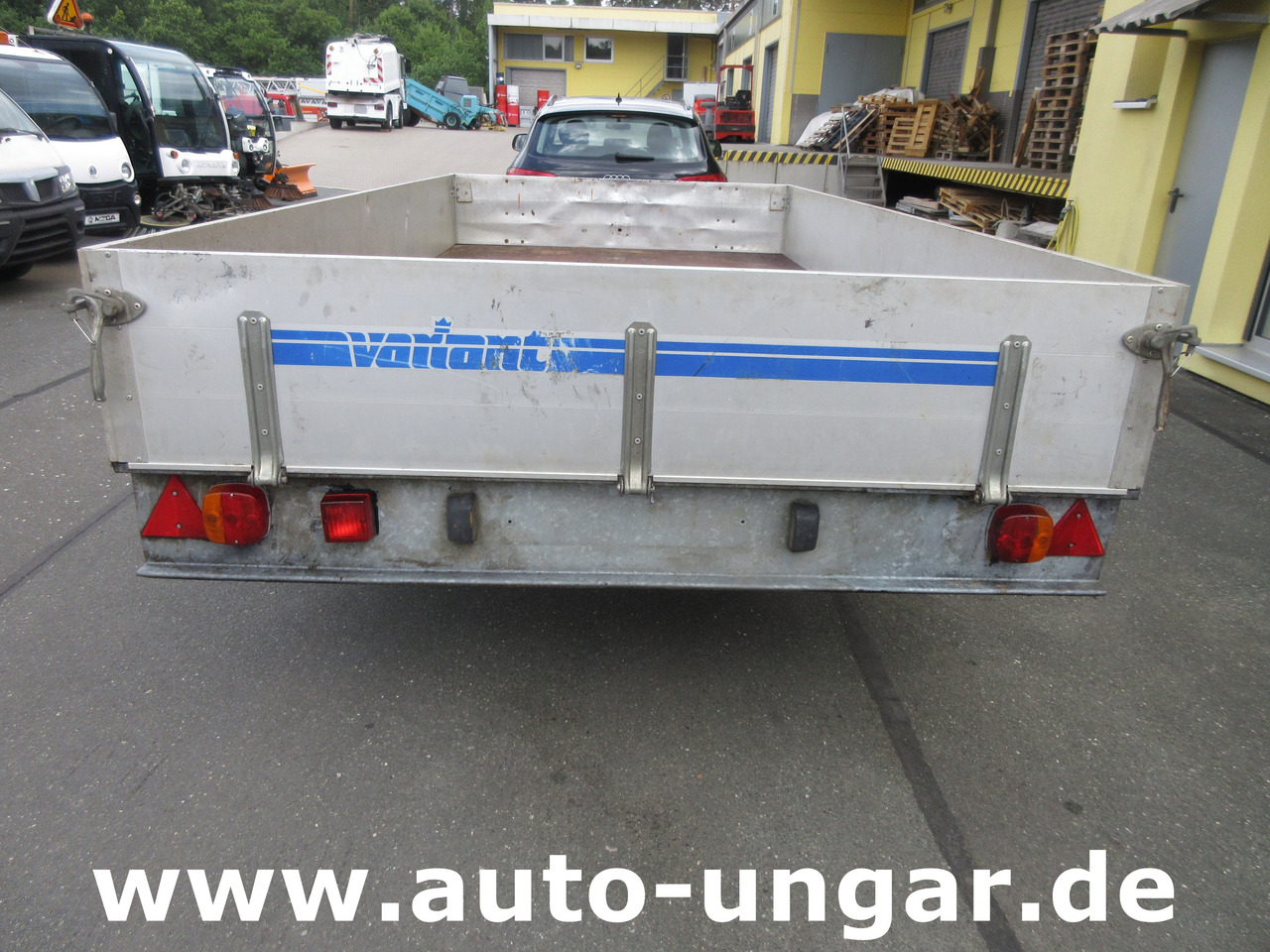 Buhl Variant 2000 Anhänger Pritsche Hochlader 2.000kg Alubordwände - مقطورات مسطحة: صور 3 Buhl Variant 2000 Anhänger Pritsche Hochlader 2.000kg Alubordwände - مقطورات مسطحة: صور 3