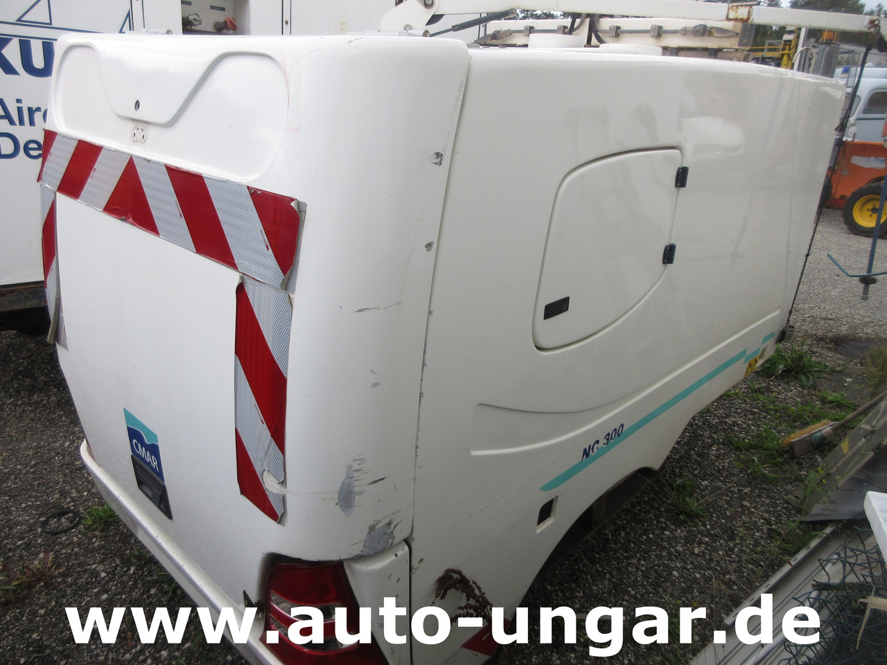 CMAR NC300 Schwemmaufbau Laveuse  Bj.  2014 für Multicar Tremo Hochdruck - سيارة بلدية: صور 3 CMAR NC300 Schwemmaufbau Laveuse  Bj.  2014 für Multicar Tremo Hochdruck - سيارة بلدية: صور 3