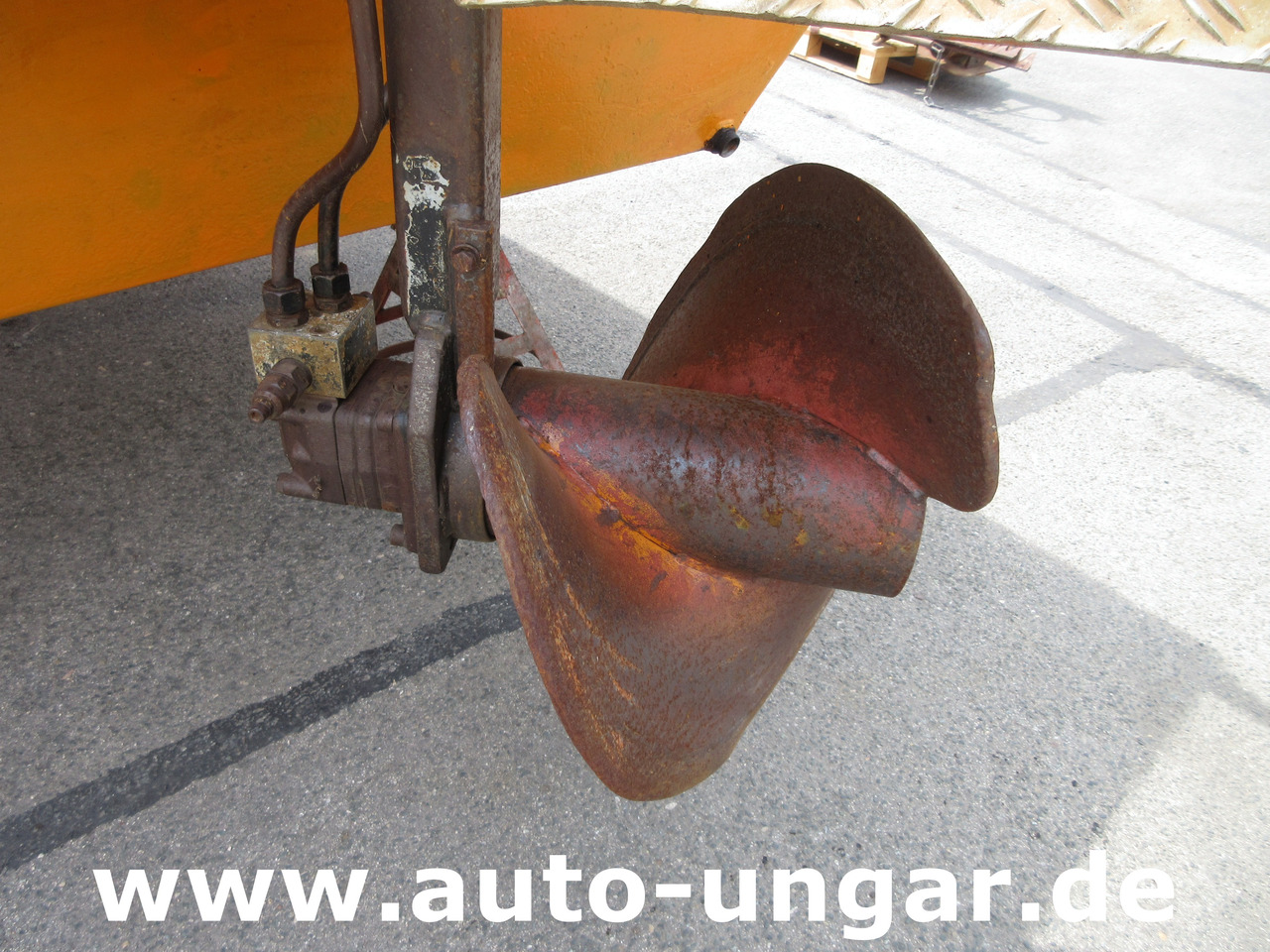 Gödde Mähboot O 420 T-Mähbalken + Seitenmäher Aquatic Weed Harvester - سيارة بلدية: صور 5 Gödde Mähboot O 420 T-Mähbalken + Seitenmäher Aquatic Weed Harvester - سيارة بلدية: صور 5