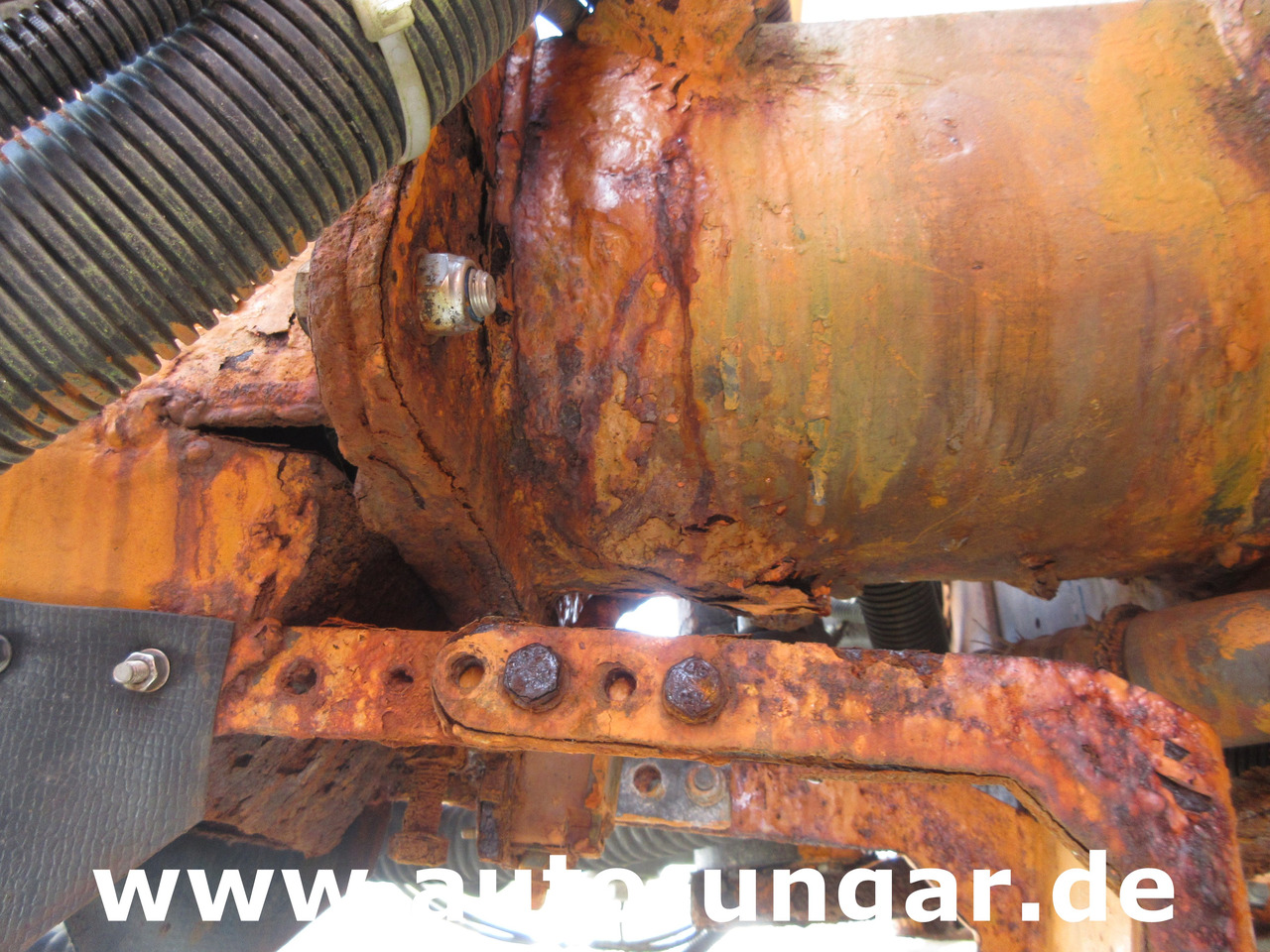 Küpper-Weisser STA80 W12H 1.2m³ Salzstreuer + Sole - سيارة بلدية: صور 5 Küpper-Weisser STA80 W12H 1.2m³ Salzstreuer + Sole - سيارة بلدية: صور 5