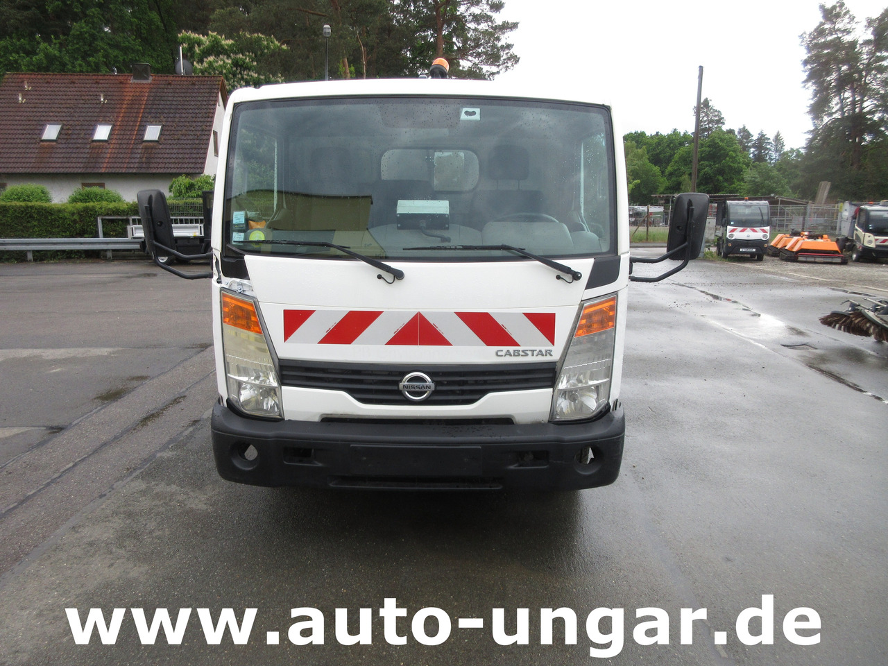 NISSAN Cabstar Faun City - Provence Benne Müllwagen Lifter Presse Kipper 3.500kg - شاحنة القمامة: صور 2 NISSAN Cabstar Faun City - Provence Benne Müllwagen Lifter Presse Kipper 3.500kg - شاحنة القمامة: صور 2