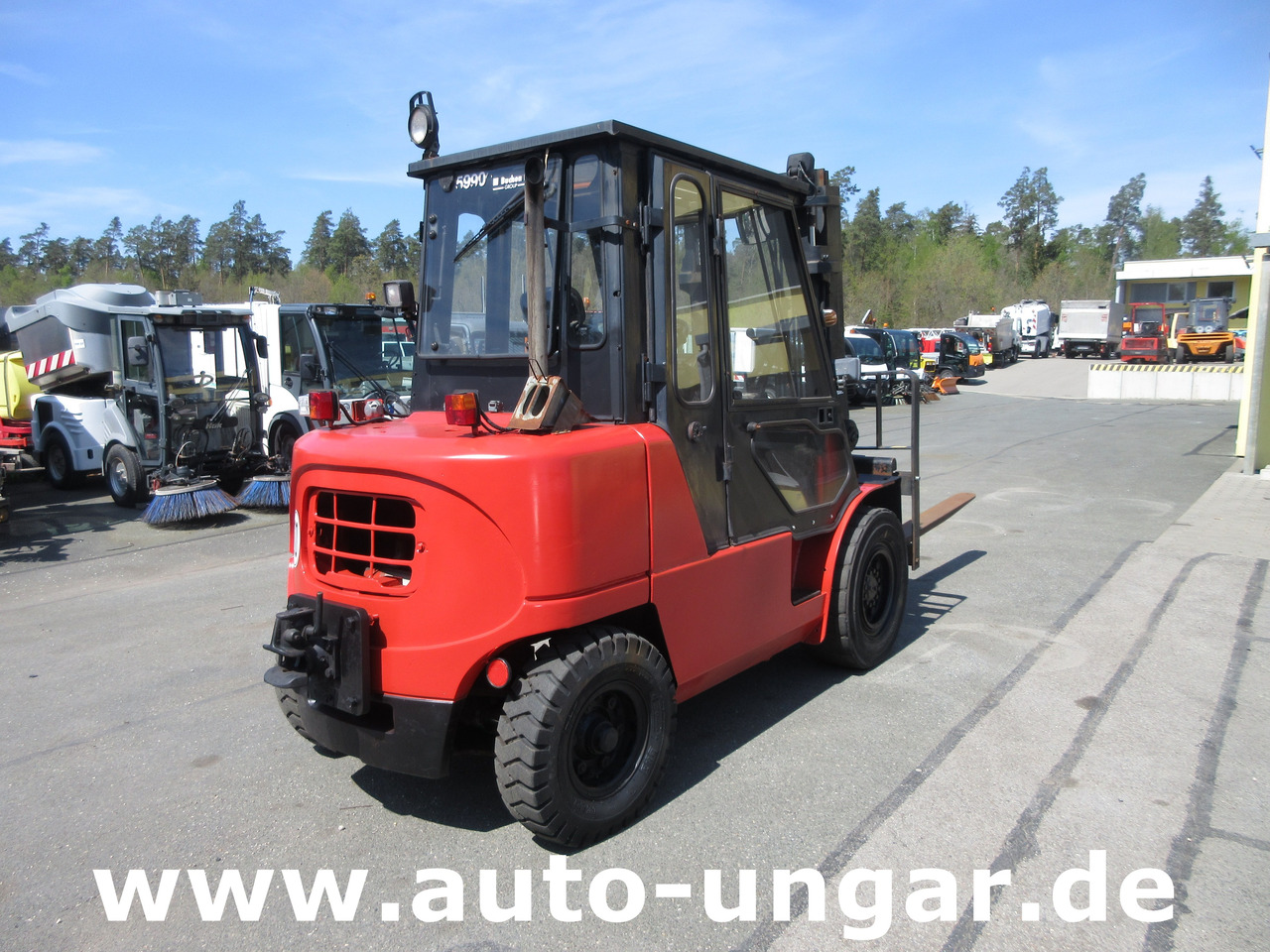Nissan F04D 400 Diesel Gabelstapler 4.000kg Motorschaden Bj. 2002 - رافعة شوكية ديزل: صور 3 Nissan F04D 400 Diesel Gabelstapler 4.000kg Motorschaden Bj. 2002 - رافعة شوكية ديزل: صور 3