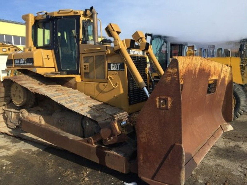 Caterpillar D6H LGP II - بلدوزر: صور 1 Caterpillar D6H LGP II - بلدوزر: صور 1