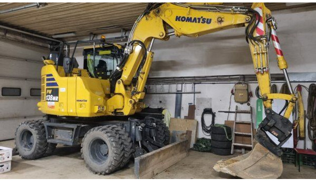 Komatsu PW 138 MR - حفارة على عجلات: صور 1 Komatsu PW 138 MR - حفارة على عجلات: صور 1