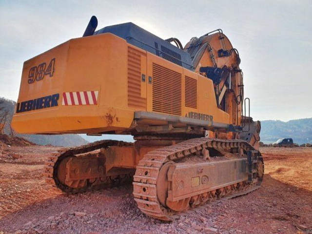 Liebherr R 984C HD (125t) - حفارات زحافة: صور 3 Liebherr R 984C HD (125t) - حفارات زحافة: صور 3