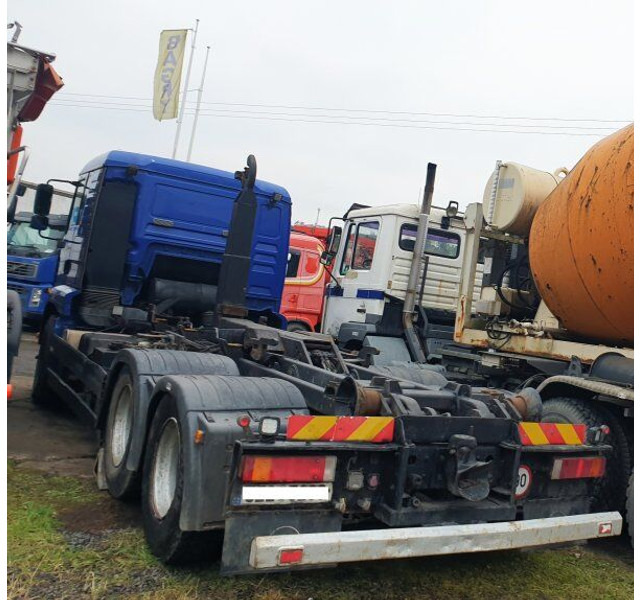 شاحنة ذات الخطاف MAN TGA 26.460: صور 11