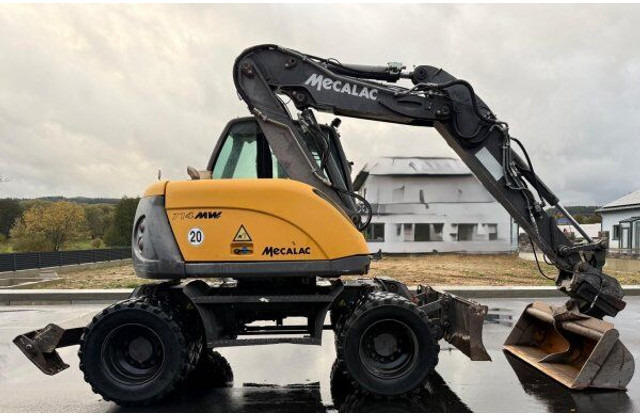 Mecalac 714 MW - حفارة على عجلات: صور 4 Mecalac 714 MW - حفارة على عجلات: صور 4