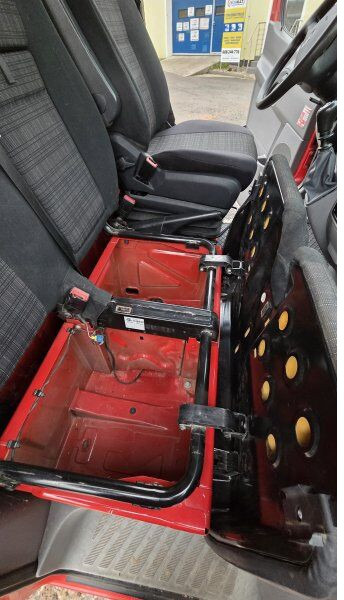 قلاب صغير Mercedes-Benz Sprinter 516 CDI 2.2: صور 12