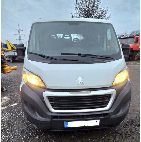 Peugeot Boxer 2.2 Hdi - قلاب صغير: صور 4 Peugeot Boxer 2.2 Hdi - قلاب صغير: صور 4