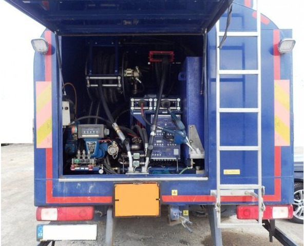 Renault 19.5t +8m3 (5+3) Kobit - شاحنة صهريج: صور 4 Renault 19.5t +8m3 (5+3) Kobit - شاحنة صهريج: صور 4