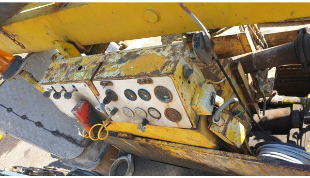 Schwing 2x! 25m BPL 601 +6x6 Tatra 815 (DOCS/KFZ MACHINE +1 no docs/kein - مضخة خرسانة: صور 5 Schwing 2x! 25m BPL 601 +6x6 Tatra 815 (DOCS/KFZ MACHINE +1 no docs/kein - مضخة خرسانة: صور 5