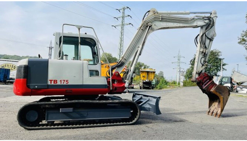 Takeuchi 7t TB175 powertilt - حفارة مصغرة: صور 5 Takeuchi 7t TB175 powertilt - حفارة مصغرة: صور 5