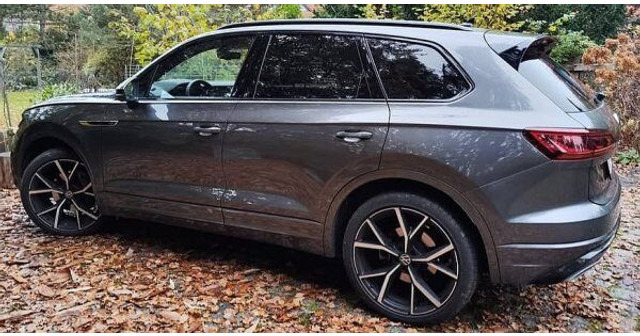 Volkswagen Touareg 3.0 TDi R-line 4-motion - سيارة دفع رباعي: صور 3 Volkswagen Touareg 3.0 TDi R-line 4-motion - سيارة دفع رباعي: صور 3