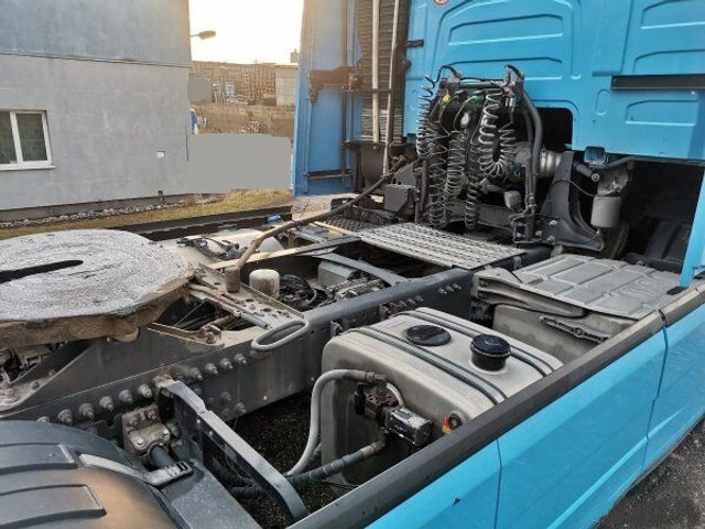 Volvo FH460 - شاحنة جرار: صور 4 Volvo FH460 - شاحنة جرار: صور 4