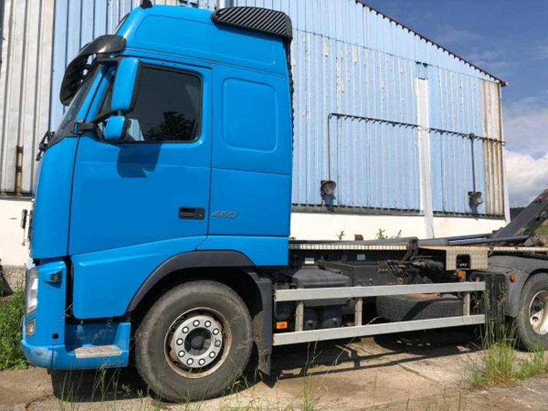 Volvo FH460 - شاحنة ذات الخطاف: صور 1 Volvo FH460 - شاحنة ذات الخطاف: صور 1